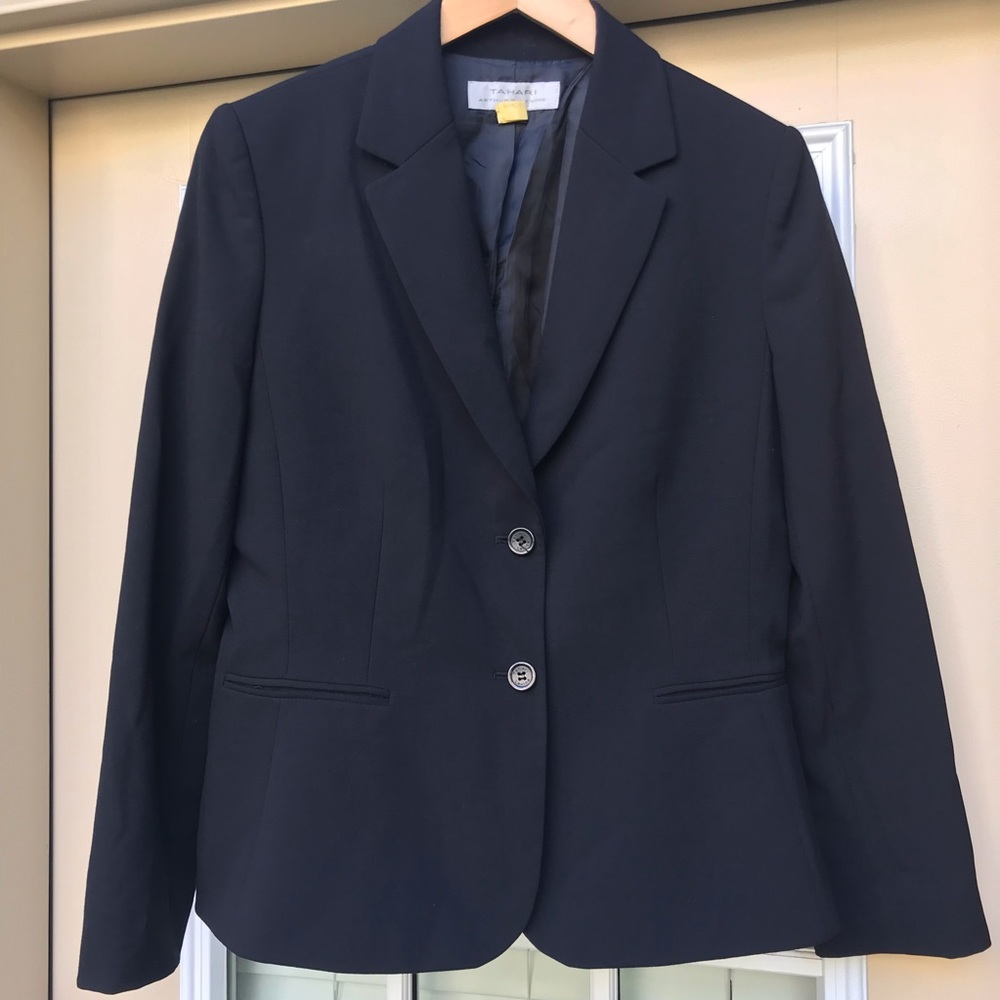 Like new Tahari ASL black suit jacket